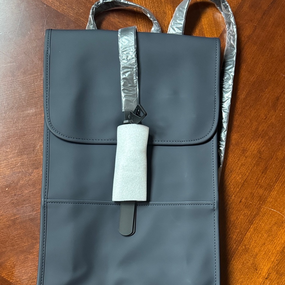 NEW RAINS Stylish Navy Backpack